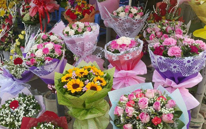 Thị trường hoa tươi ngày Valentine: Cận ngày nhưng lượng khách mua hoa đìu hiu