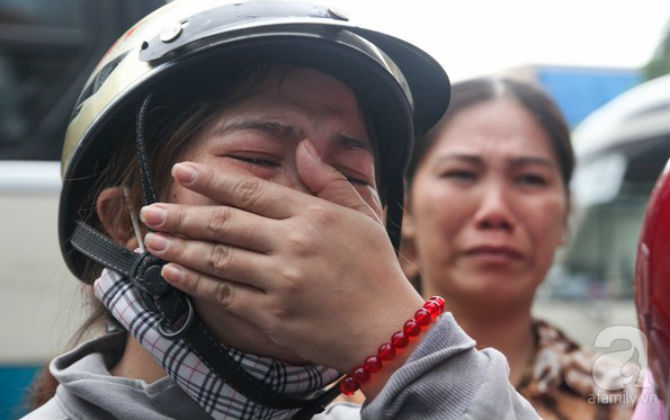 Nước mắt đau đớn của người mẹ 'bị con phủ nhận' sau cuộc hôn nhân đắng chát