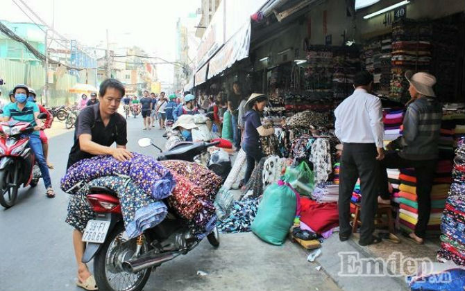 Nhộn nhịp chợ vải Soái Kình Lâm lâu đời và lớn nhất Sài thành