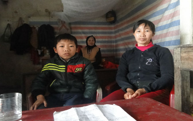 Học sinh bị bạn bắn dị vật hỏng một bên mắt: Nhà trường phải có trách nhiệm bồi thường thiệt hại cho gia đình