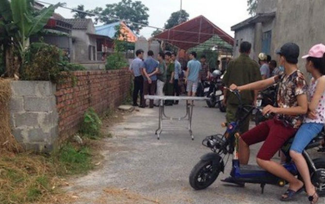 Sau tiếng nổ lớn phát hiện người vợ trẻ nằm gục trên nền nhà