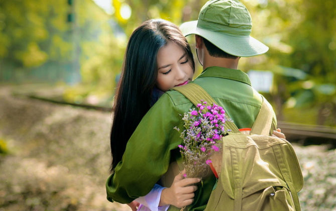 Hy hữu: Đánh tráo tân binh sinh đôi để về nhà cưới vợ