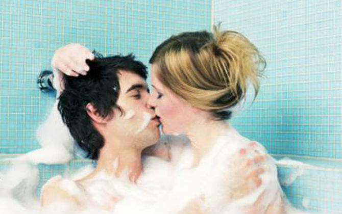 Muốn có thai, 'yêu' thế nào để trăm phát trăm trúng