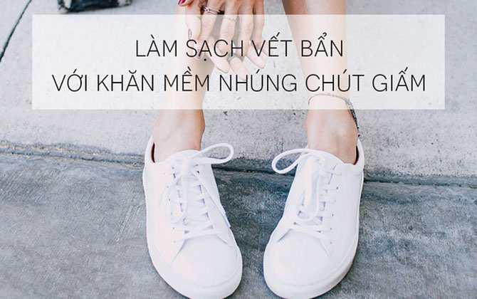 Mẹo giữ giày trắng luôn 'sáng bóng như mới' của các stylist