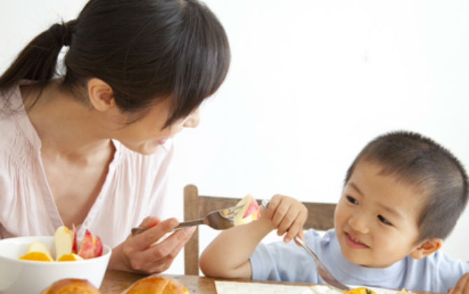 4 mẹo nhỏ 'tăng tốc' cho bé nhà bạn sớm đạt chuẩn cân nặng