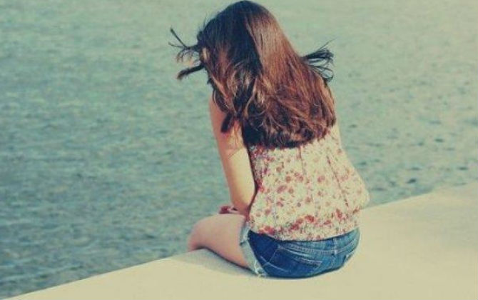 Khi người cũ nói họ nhớ bạn lúc nửa đêm, 'em ơi đừng tin nó lừa đấy! '