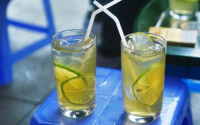 Nắng nóng, hàng nước mía, trà chanh thu lợi cả triệu đồng/ngày