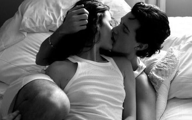 Dắt túi 'bí kíp' này để nửa kia mệt mỏi đến mấy vẫn muốn 'yêu' bạn cuồng nhiệt