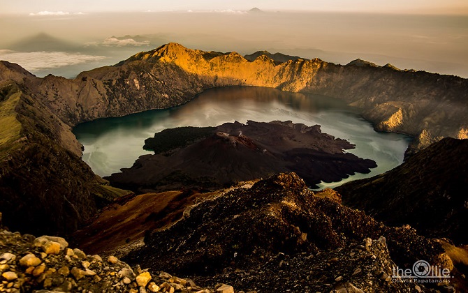 Điêu đứng trước núi lửa Rinjani đẹp như mơ