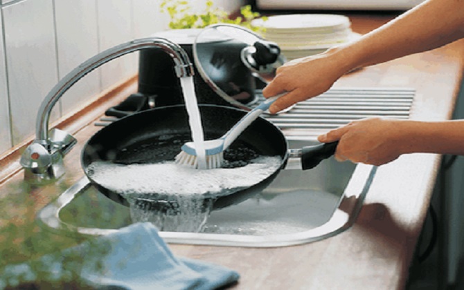 Mẹo khử mùi xoong nồi hiệu quả