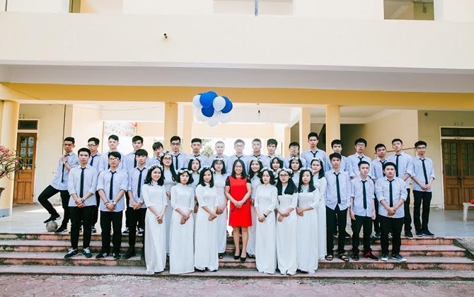 Lớp có 1 học sinh đạt 30 điểm, 12 học sinh đạt 29 điểm thi THPT quốc gia