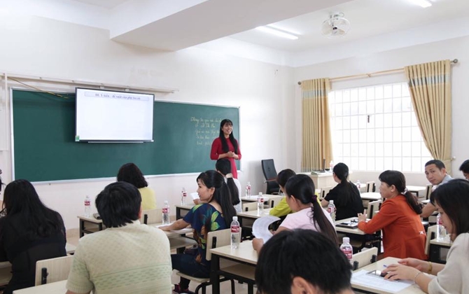 Họp phụ huynh đầu năm: Phụ huynh Hà Nội ‘nhẹ người’ vì không có những khoản lạm thu ‘ngoài luồng’