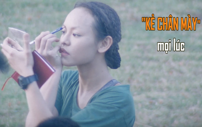 Hương Giang và Mai Ngô "nhập ngũ": Quên ăn, quên ngủ nhưng kiểu gì cũng phải bôi trát đầy đủ!