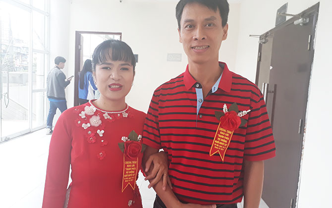 Cuộc sống hạnh phúc của người vợ khiếm thính: "Tình yêu không ở trong ánh mắt, lời nói mà là…"