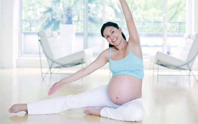 Mẹ bầu muốn có ngực đẹp miên man sau sinh, chớ quên làm 6 điều đơn giản này!