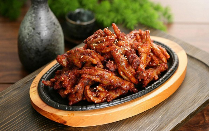 Với công thức CHÂN GÀ XÀO XẢ ỚT mới toanh này bạn phải thét lên vì QUÁ NGON