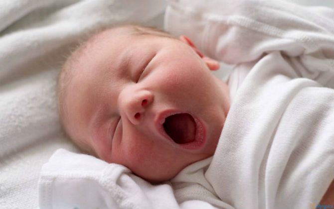 Chỉ cần làm điều này con luôn ngủ ngon giấc lại hay ăn chóng lớn và thông minh bất ngờ