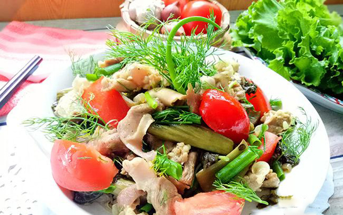 Tối nay ăn gì? - Vách ngăn xào dưa chua giòn giòn ngon miệng