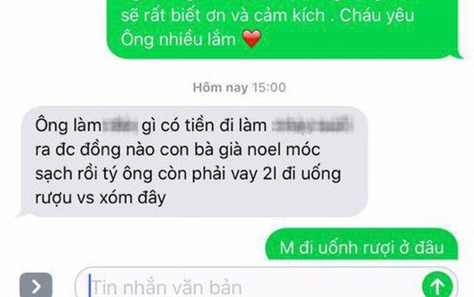 Khi hội chị em đua nhau nhắn tin theo trào lưu "Em rất ngon và muốn có quà", hãy xem các anh già Noel phản ứng ra sao