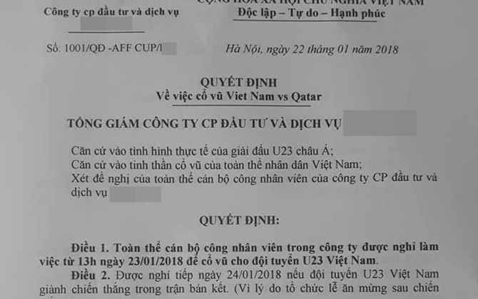 Tờ quyết định hot nhất MXH: Cho nhân viên nghỉ làm để cổ vũ U23 Việt Nam đấu trận bán kết