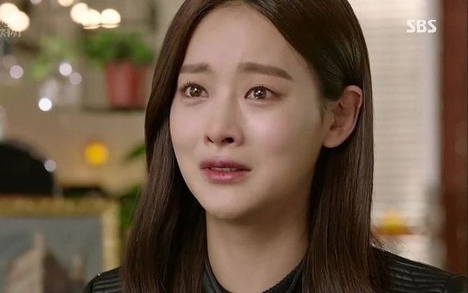 Chỉ vì một clip trên mạng có nốt ruồi trên ngực giống vợ mà tôi bị chồng gán tội danh ngoại tình