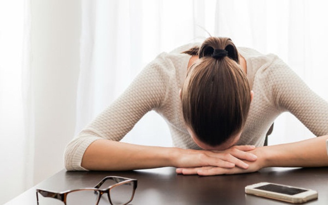 Không muốn nguy hại sức khỏe bạn đừng dại làm những điều này khi mệt mỏi