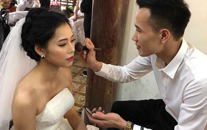 Đằng sau câu chuyện đi chụp ảnh cưới chồng đích thân trang điểm cho vợ khiến toàn MXH bị "đốn tim"