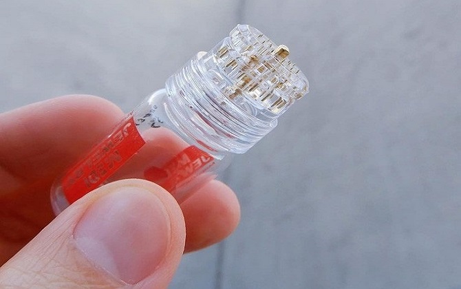 Muốn lăn kim nhưng lại sợ tác dụng phụ, vậy thì viên lăn kim sẽ là giải pháp “dịu nhẹ” dành cho bạn