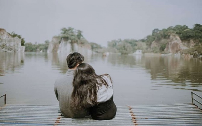 TUỔI THANH XUÂN ai cũng từng có một mối quan hệ khó gọi tên