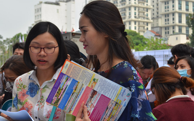 Xu hướng du lịch trực tuyến lên ngôi, dân tình vi vu khắp nơi không phải lo nghĩ