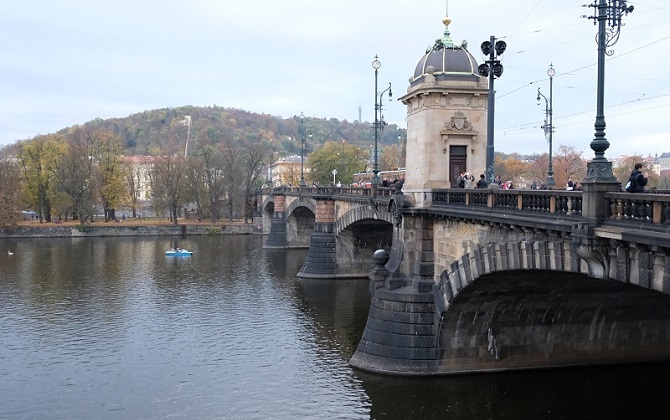 Tháng 5 này, đừng quên ghé Praha những ngày chớm hạ