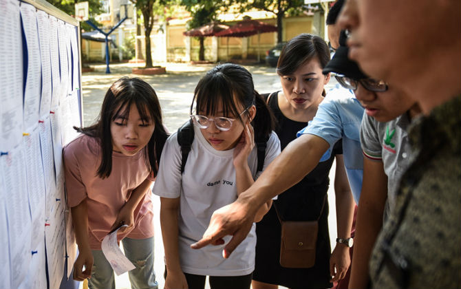 Thi vào lớp 10 Hà Nội: Đây là lý do khiến số học sinh dự thi tăng lên, phụ huynh 'đứng ngồi không yên'