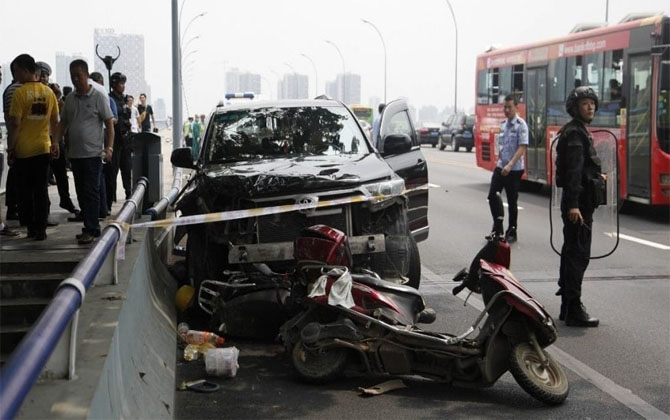 Đâm chết bạn gái và họ hàng, kẻ thủ ác còn làm điều kinh hoàng trên đường tẩu thoát