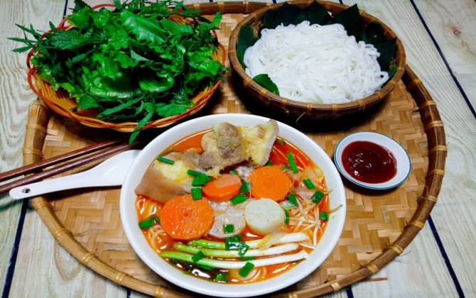 Cách nấu hủ tiếu thịt heo đơn giản mà ngon, cả nhà đều thích