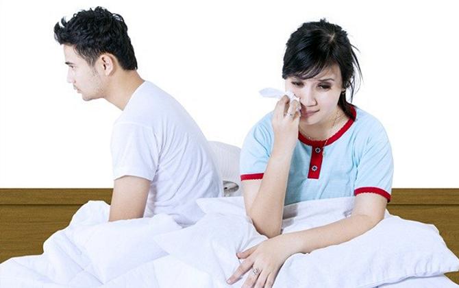 Vợ bị "hạn hán kéo dài" sau sinh, chồng nảy sinh ý tưởng bá đạo khiến cả hai sống dở chết dở