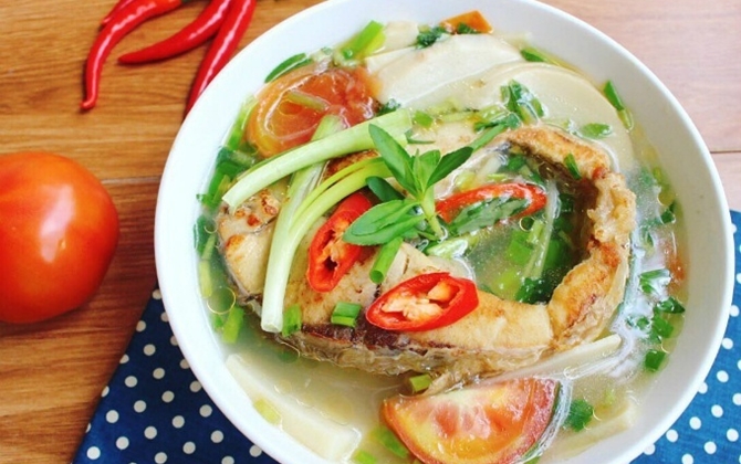 Canh cá măng chua đậm đà cả nhà ăn đều mê