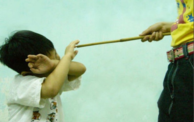 Cha mẹ dù có nóng giận đến mấy cũng tuyệt đối không đánh vào những bộ phận này của con kẻo HỐI KHÔNG KỊP