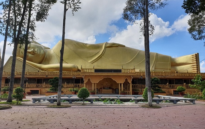 Đi Trà Vinh mà không dạo quanh các chùa Khmer thì hơi phí