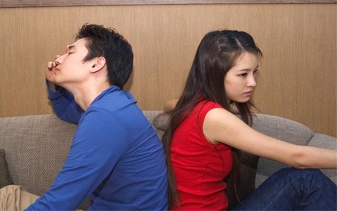 Vợ đừng phạt chồng thế này khi giận nhau, mất chồng thật đấy!