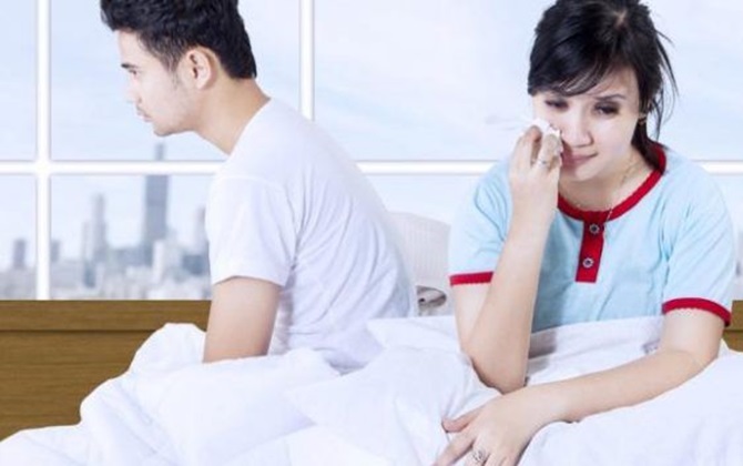 Đây là những gì chàng nên làm nếu nàng không thể "yêu" vì bị co thắt âm đạo