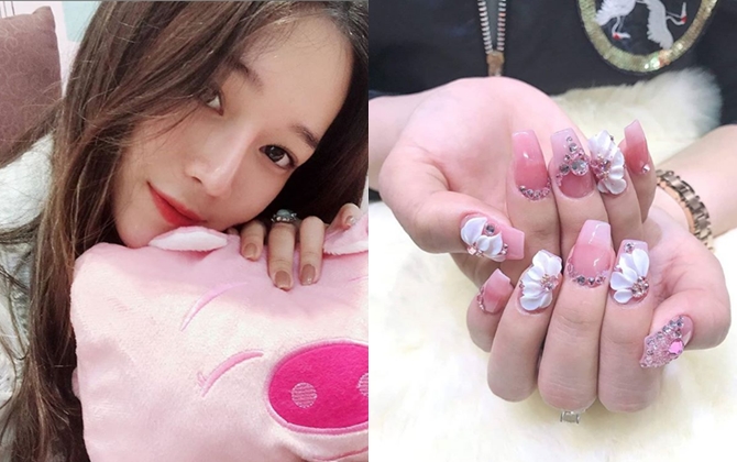 Làm nails đón Tết mà bỏ qua những mẫu nails cực kì thời thượng này chắc chắn các nàng sẽ phải tiếc hùi hụi cho xem