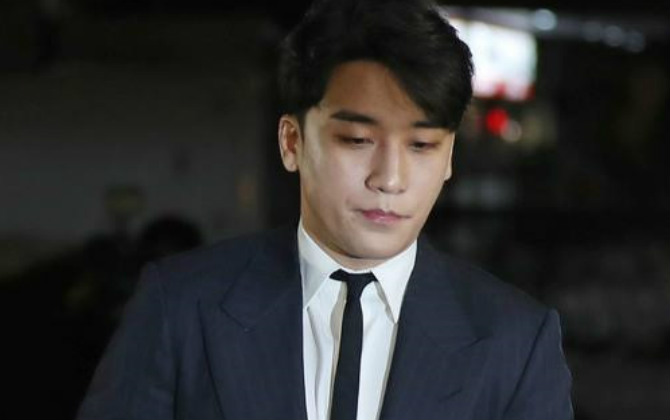 Seungri bị buộc tội biển thủ tiền công ty, cáo buộc mại dâm dần hé lộ