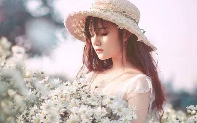 Giữa thành phố rộng lớn này, có nơi nào cho em sự bình yên
