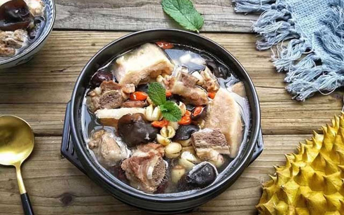 Món canh ngon đã đời từ vỏ sầu riêng, không biết chỉ có phí