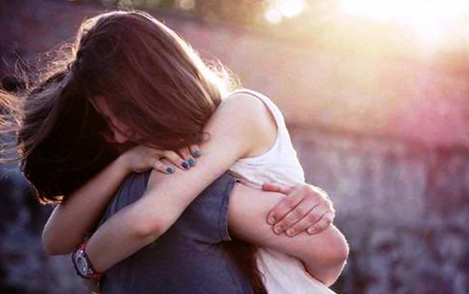 Có hay không chuyện lỡ…cùng lúc yêu hai người?