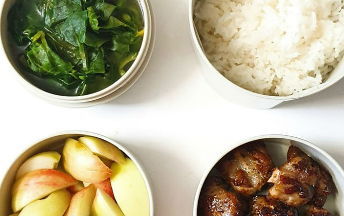 Chị em ngất ngây với loạt ảnh hộp cơm 4 món cả đồ tráng miệng chuẩn cho chồng đi làm, hấp dẫn đến miếng cuối cùng