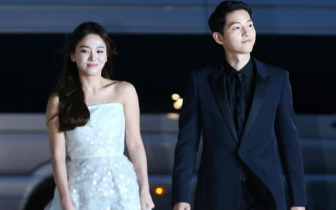 Song Joong Ki thông báo trở lại sau khi ly hôn, cư dân mạng liên tục chì chiết Song Hye Kyo