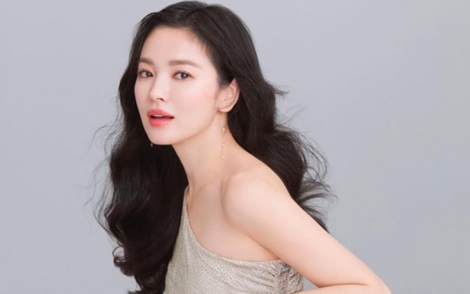 Không thể ngờ để có làn da đẹp mịn, sao Hàn lại áp dụng mẹo làm đẹp điên rồ đến thế