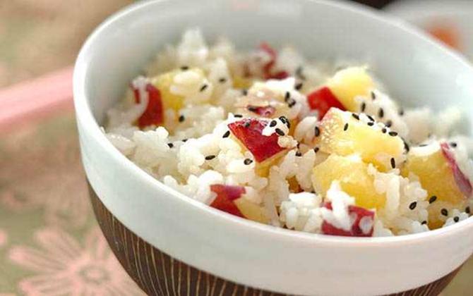 Thêm những nguyên liệu này vào cơm, vị ngon hơn mà công dụng cực tốt