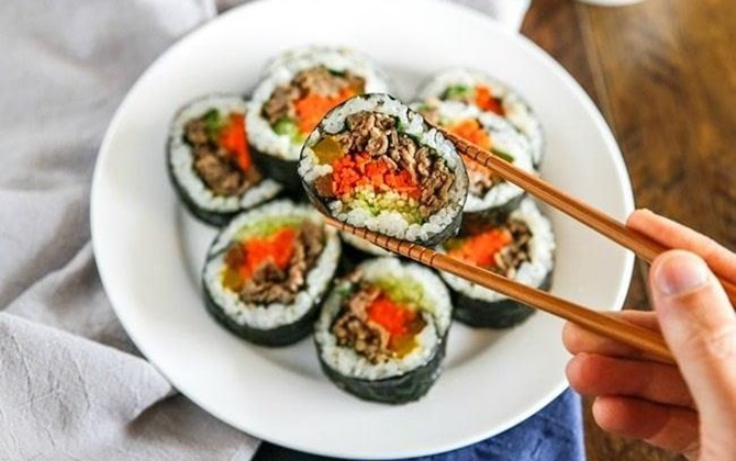 Thêm nguyên liệu này vào món kimbap sẽ thơm ngon khó cưỡng, ai cũng khen